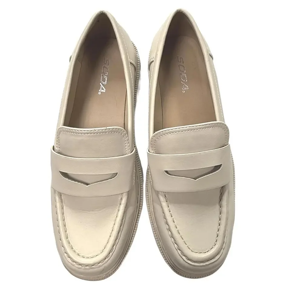 SODA Beige Women's Loafers with Lug Sole size 10